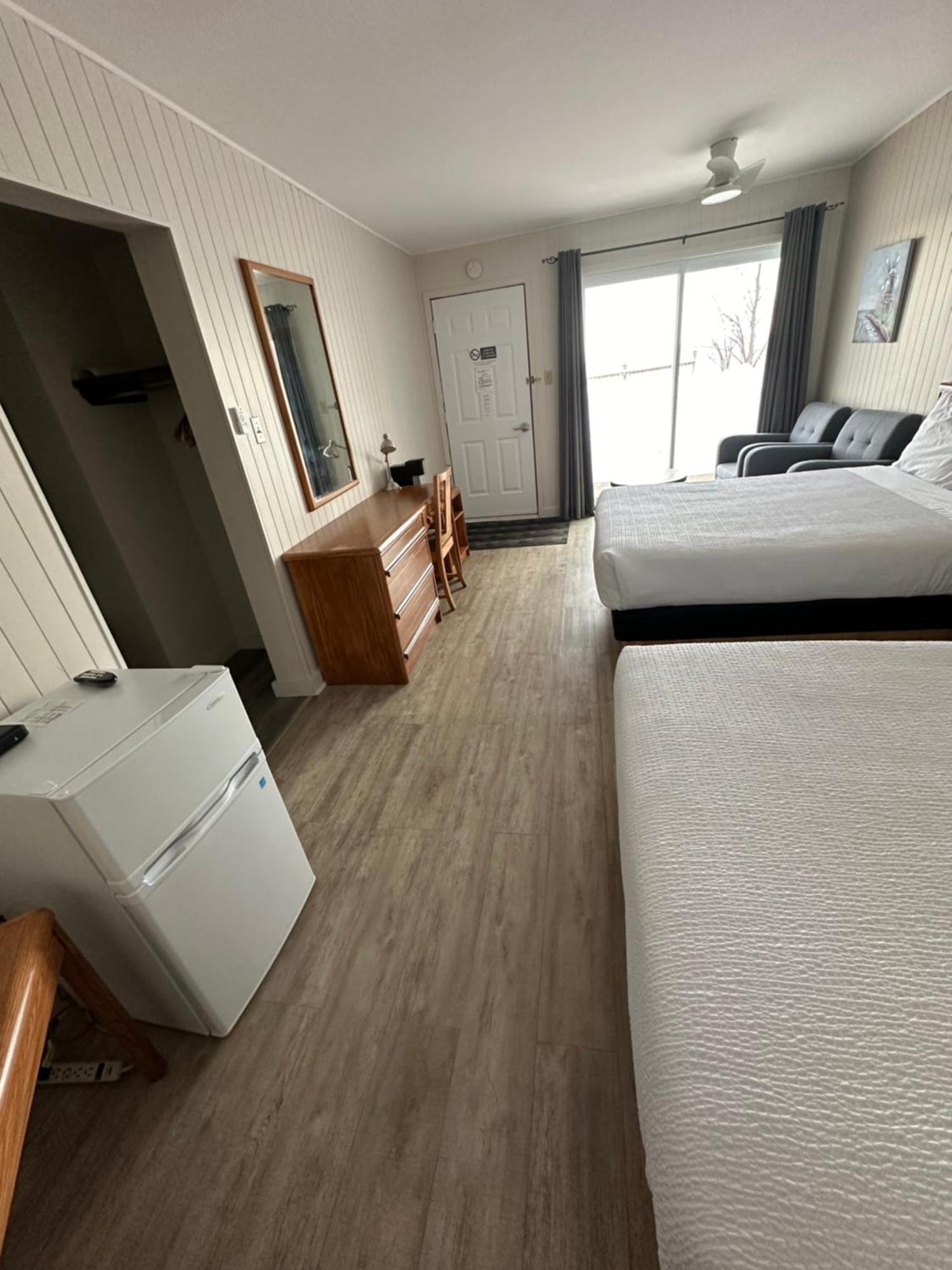 Motel Carleton Sur Mer Exterior foto