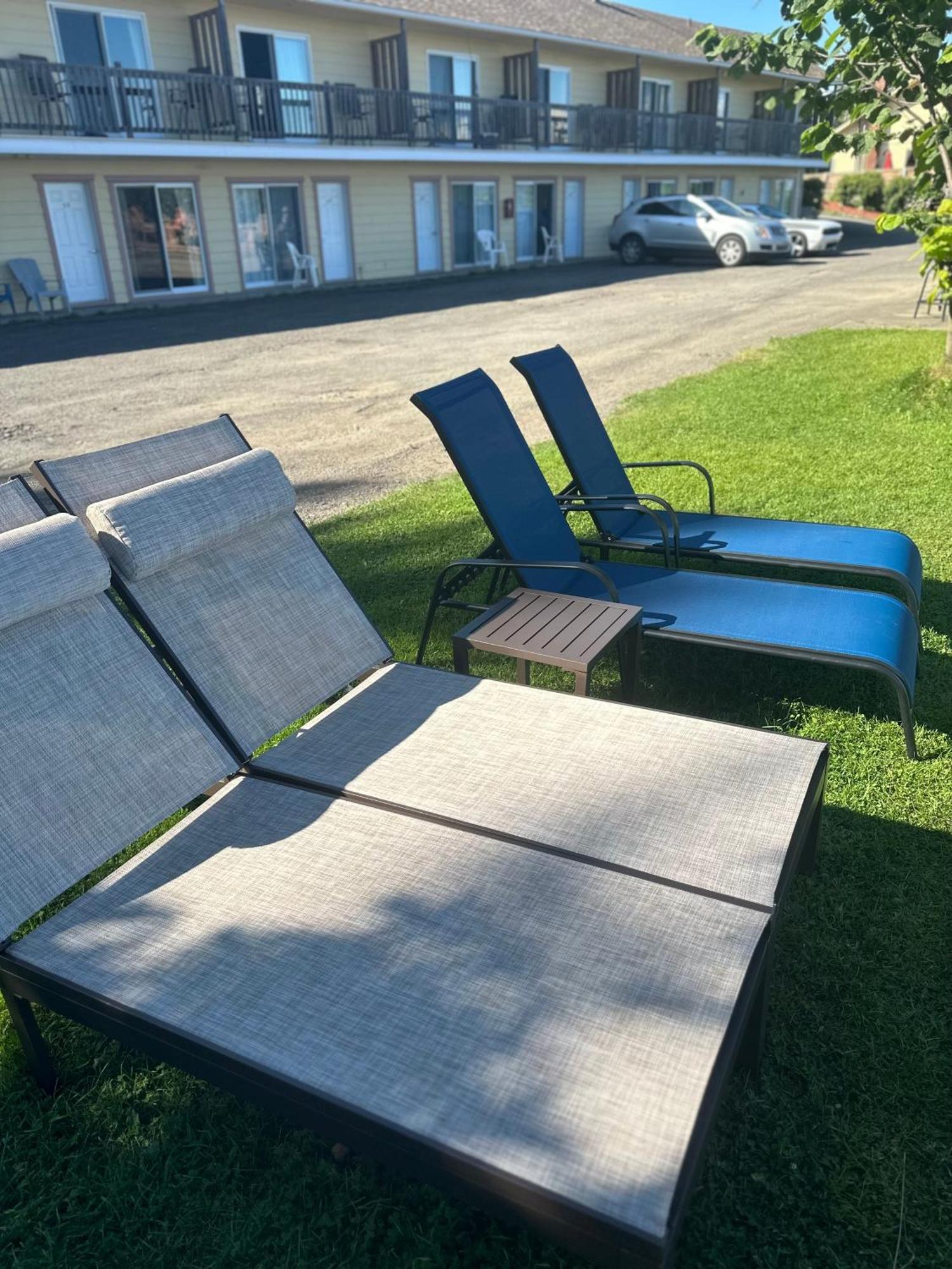 Motel Carleton Sur Mer Exterior foto