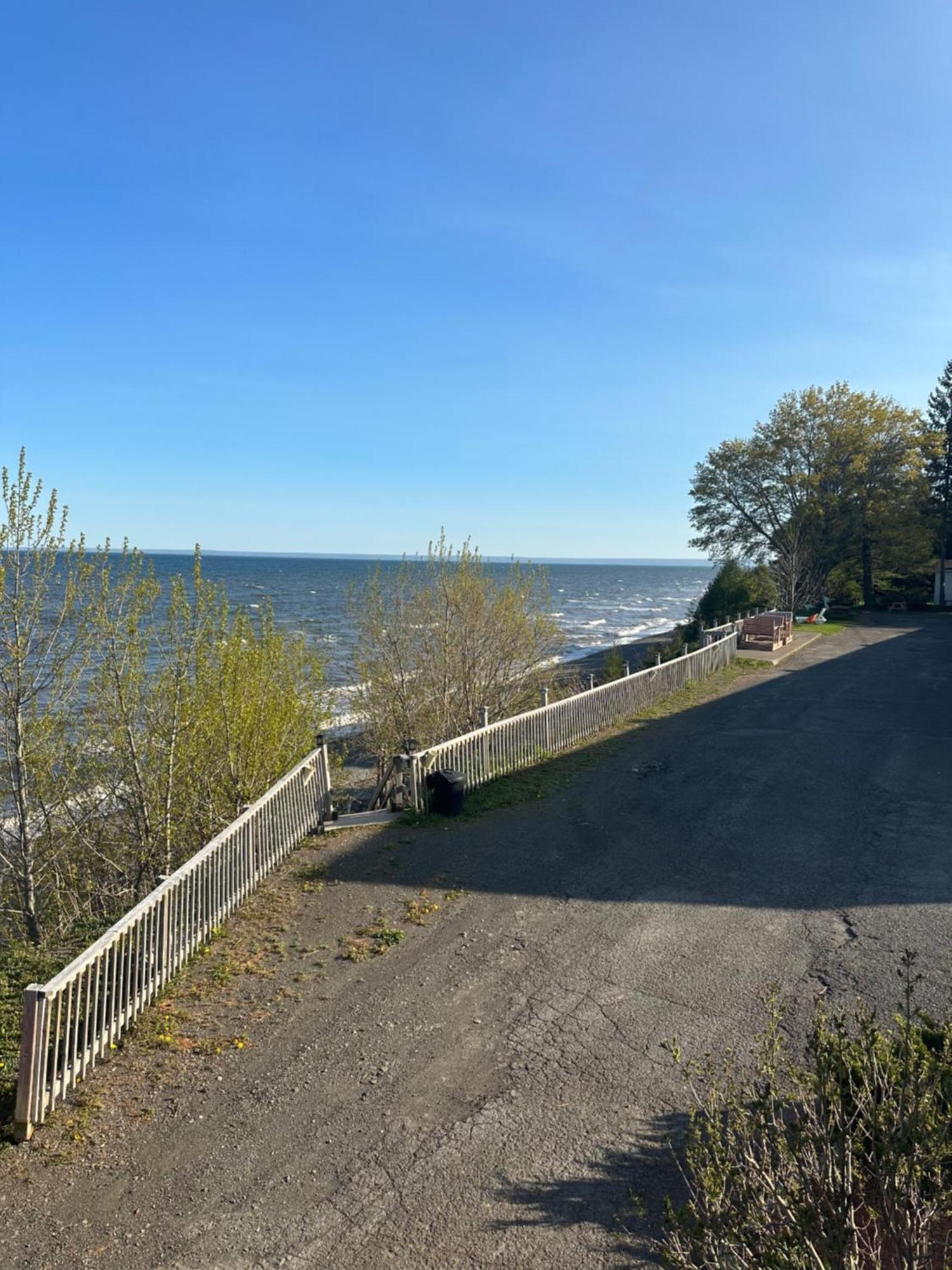 Motel Carleton Sur Mer Exterior foto