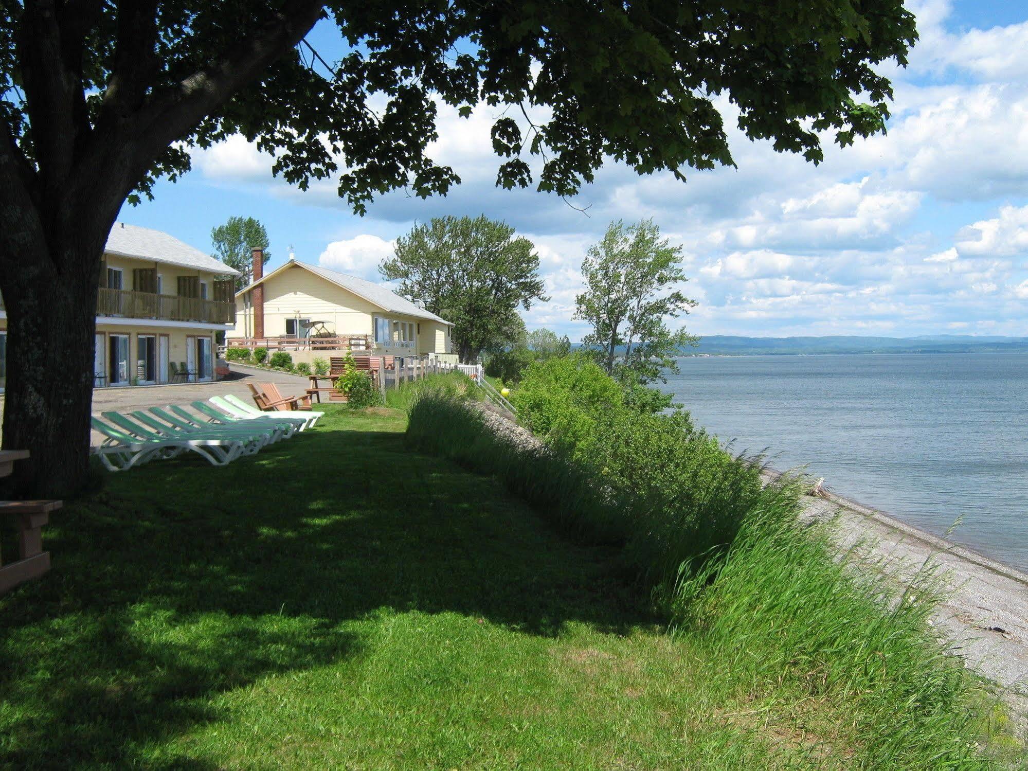 Motel Carleton Sur Mer Exterior foto